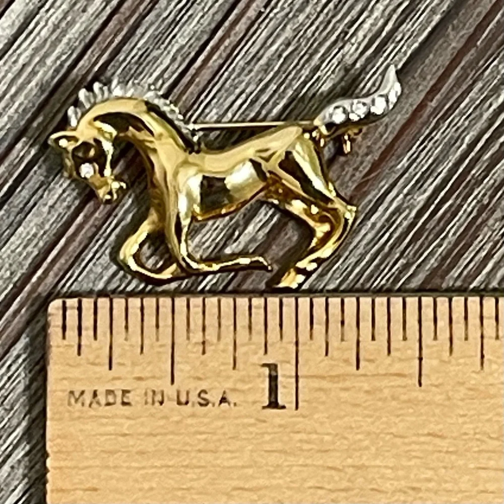 Horse Brooch Pin Equestrian Galloping Faux Diamond Embellished Gold Silver Toned